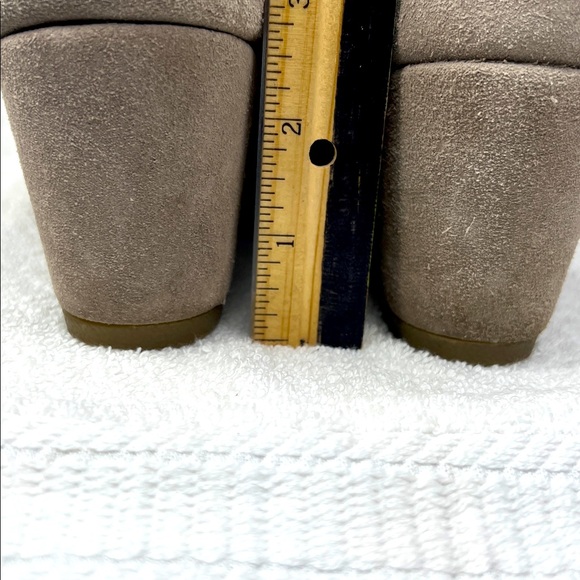 Toms Women's Beige Wedge Ankle Boots - Picture 4 of 8